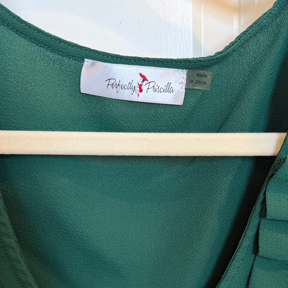 Elegant Deep Green Ruffle Blouse - Picture 2 of 4